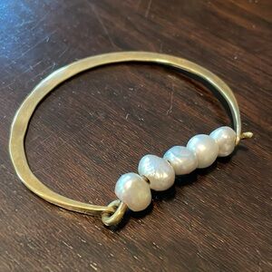 Hammered Brass Pearl Bangle Bracelet
